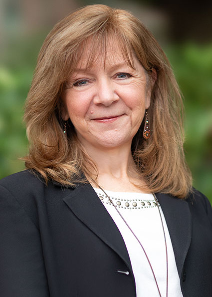 Lora Mann: Controller, Nonprofit Headhunting